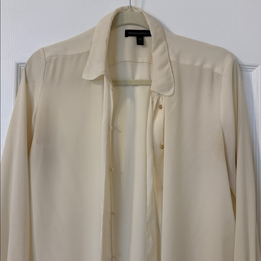 Banana Republic Ivory Button-Up Shirt